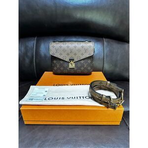 Louis Vuitton Pochette Metis Reverse Monogram